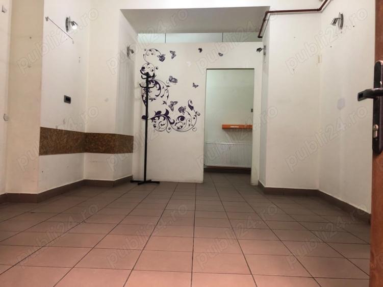 De vanzare spa?iu comercial - Arad, zona ultracentrala - 4