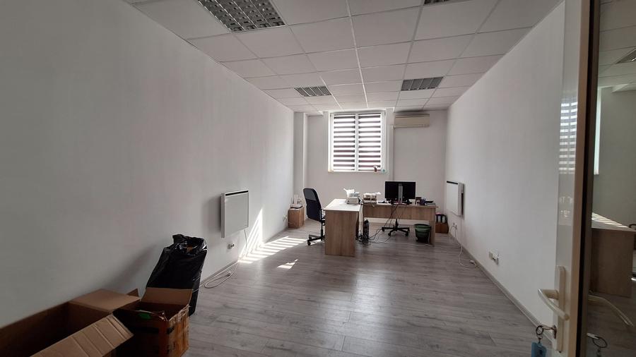 Spa?iu birouri 25 mp, Pia?a Cipariu, cheltuieli incluse - 2