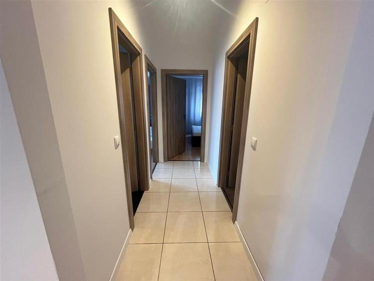 Apartament NOU 3 camere 2 bai balcon si parcare zona centrala - 16