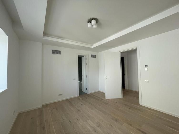 Proprietate versatilă în zonă exclusivistă – ideală pentru locuit sau investiție - 14