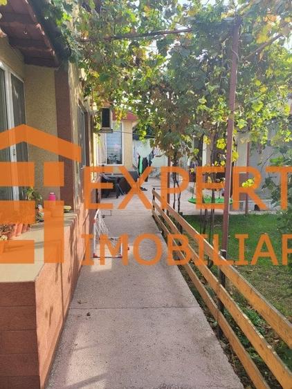 Casa situata in zona Bratianu din caramida - 9