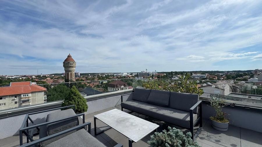 Apartament cu 3 camere în Telegrafului