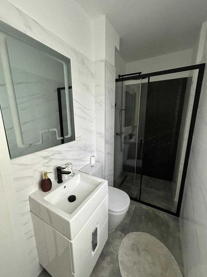 Apartament premium cu 3 camere, situat în zona Titan - 8