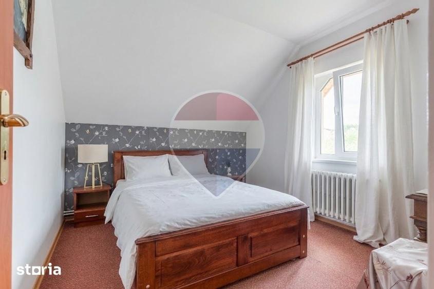 Casă cu 5 camere cu Teren 700 Mp în Galata