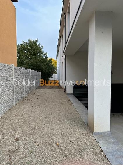 Spațiu comercial, de 1,000 mp, în Sisești