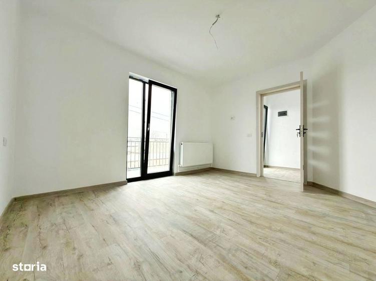 Casă cu 4 camere cu Teren 200 Mp în Lumina