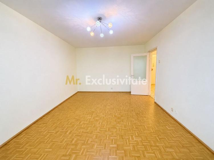 Apartament cu 3 camere decomandat în Trivale