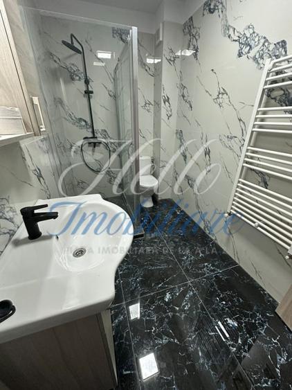 Apartament cu 3 camere în Florești