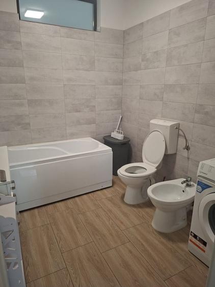 Apartament cu 2 camere decomandat în Exterior Vest