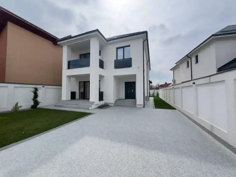 Casă cu 5 camere cu Canalizare în Pipera