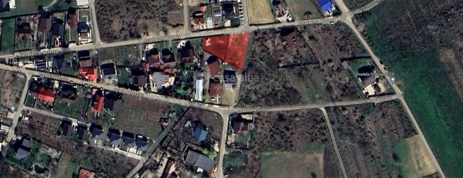 Teren Construcții intravilan de 1586 mp, în Bucium