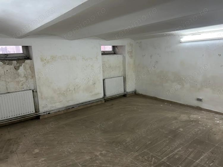 Spațiu comercial, de 120 mp, în P-ța Maria