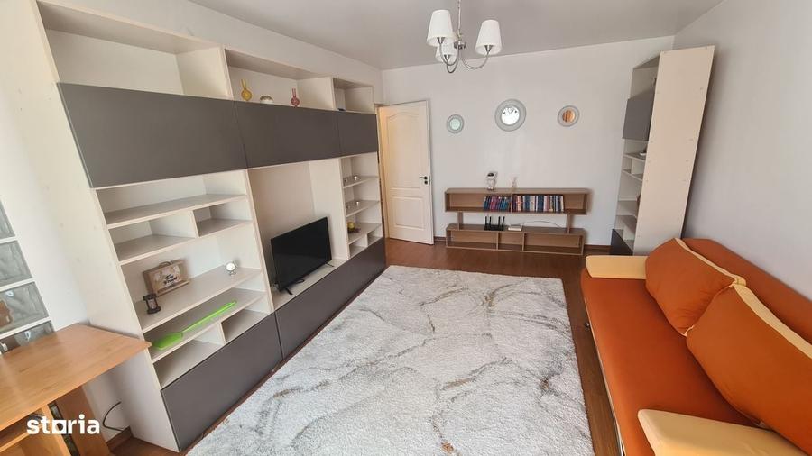 Apartament cu 2 camere decomandat în Central