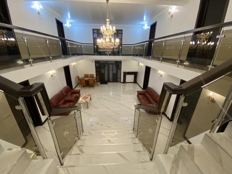 Casă individuală cu 5 camere cu Teren 450 Mp în Găgeni