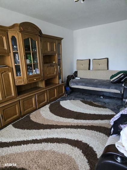 Apartament cu 2 camere decomandat în Cornitoiu