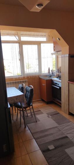 Apartament cu 2 camere decomandat în Plopilor