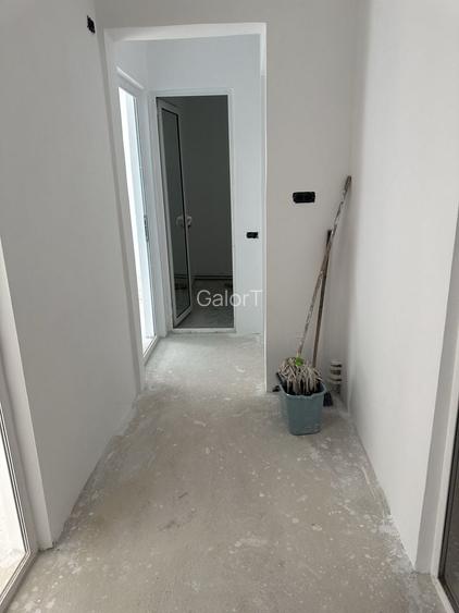 Apartament 2 camere parter RENOVAT - zona 2 babe