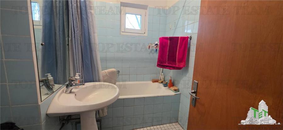 Apartament cu 3 camere decomandat în Kiseleff