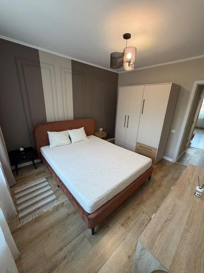 Apartament cu 2 camere decomandat în Sârbi