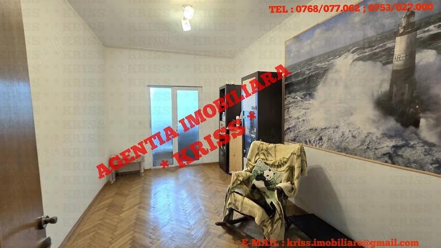 Apartament cu 3 camere decomandat în Exercițiu