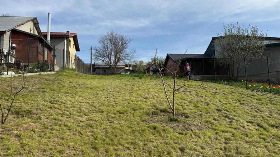 Teren intravilan de 883 mp, în Moara Vlăsiei