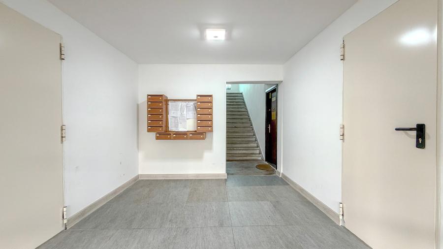 Apartament unic cu 7 camere, 3 balcoane, 3 bai, 2  parcari, 2 beciuri, Central - 7