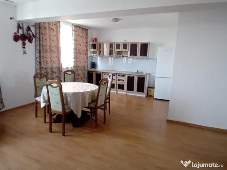 Apartament de vanzare cu 2 camere, 63 mp, zona Ilba - 4