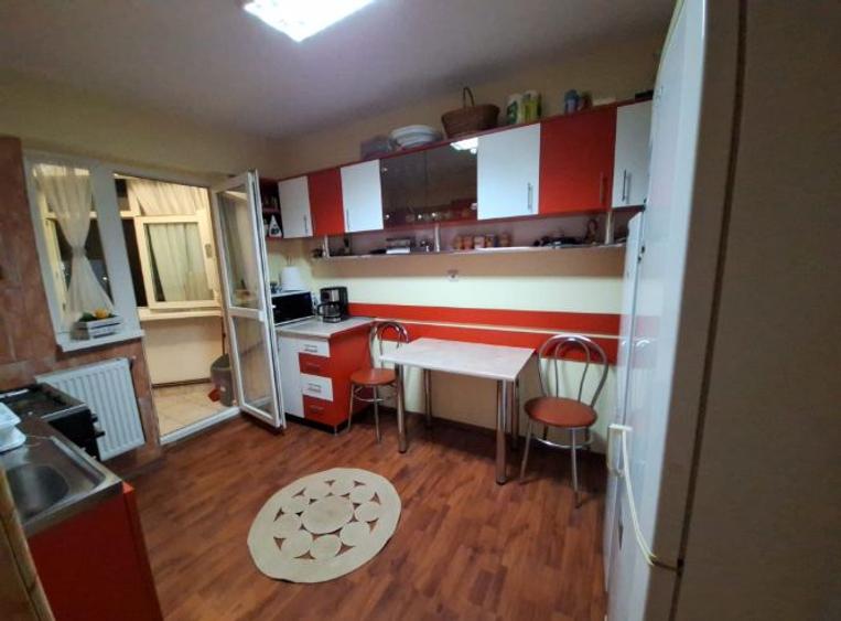 Vand apartament 2 camere - 6