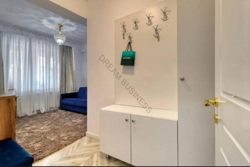 Apartament cu 4 camere Bucurestii Noi -Parc Bazilescu | Curte privată 60 mpPrice - 9