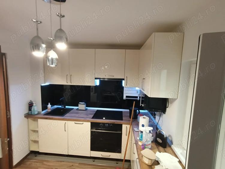 De vanzare apartament 2 camere - 3