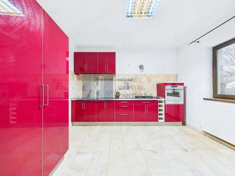 Casa spa?ioasa de vanzare in Brane?ti gata de mutat, cu curte ?i zon - 1