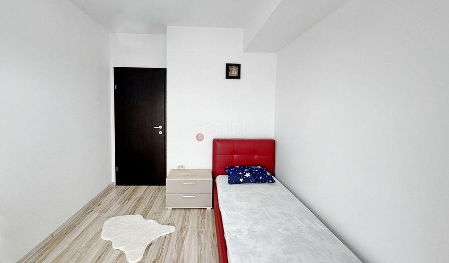 Priveliste Deosebita, Disponibil din 1 septembrie - 13