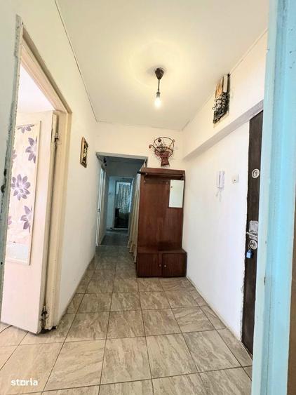 Tulcea == Apartament 3 camere, str. Pacii - 7