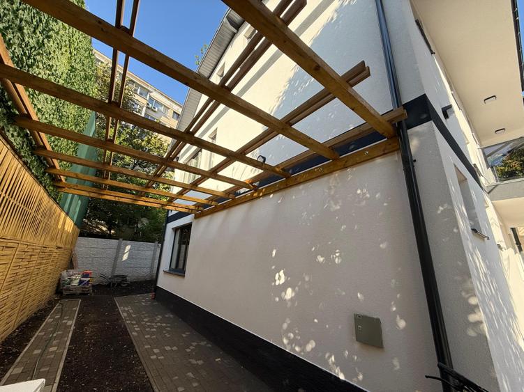 Metrou,Eroii  Revolutiei  PADESUL Vila 2024 ,Finisaje lux ,BINE CONSTRUITA 6 cam - 5