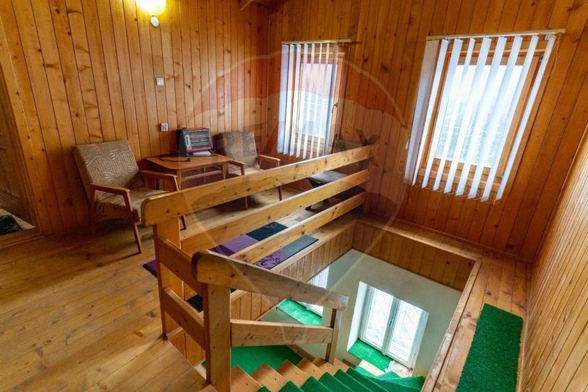 Casă de vanzare,Sacaramb jud. Hunedoara - 12