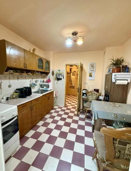 Apartament 2 Camere Decomandat Etaj1 Zona Girocului Plavat II La 2 Minute De Pensiunea UNO - 10