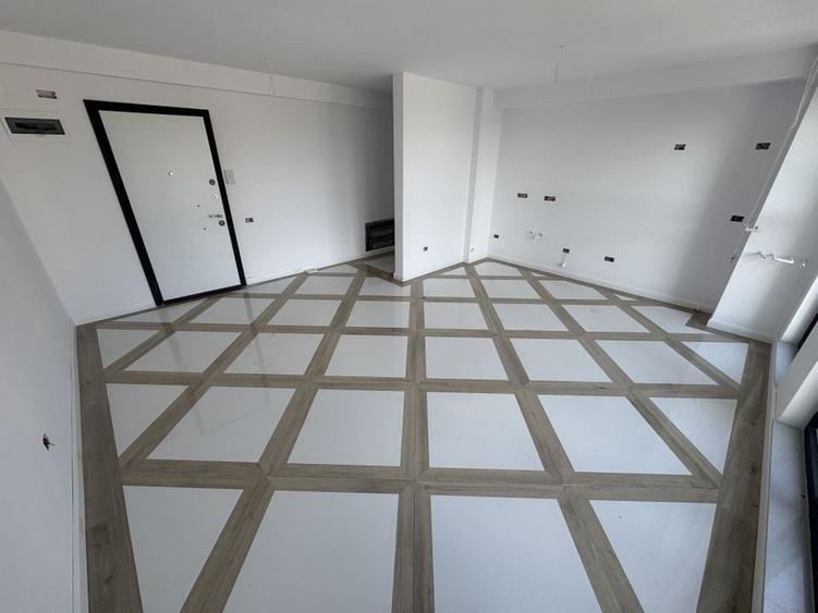 Apartament 2 camere zona Tomis Plus - 1