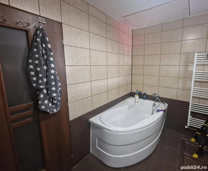 Vand Casa 800mp Re?i?a - 2