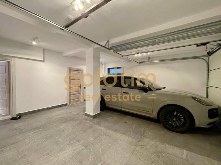 UNICA/ABSOLUT SUPERBA/ VILA INDIVIDUALA/IANCU NICOLAE/CURTE GENEROASA - 63