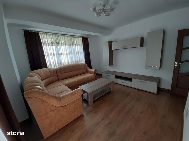 Vand apartament cu 3 camere Radauti - 2