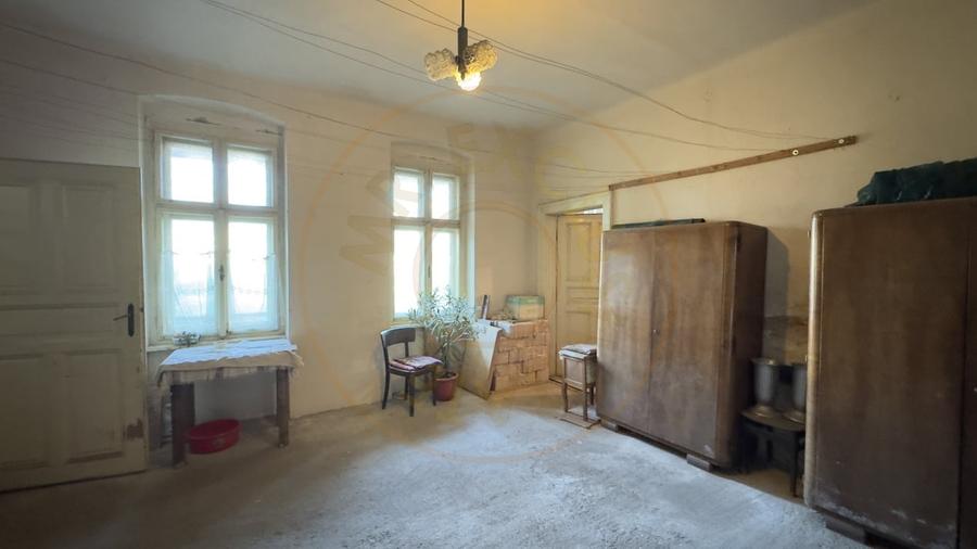 Casa 4 camere cu Teren 2.974 mp | Rezidenta sau afacere | Carei - 20