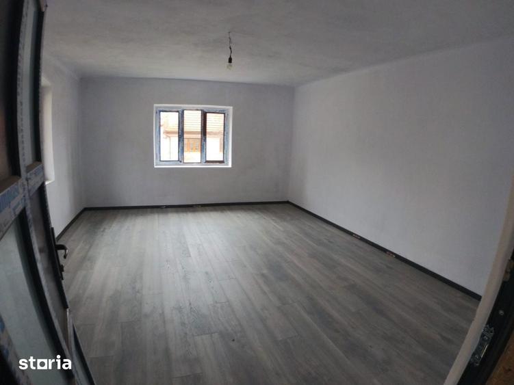 Se vinde casa 400 mp in Apoldu de Sus, Sibiu doua corpuri + gradina - 5