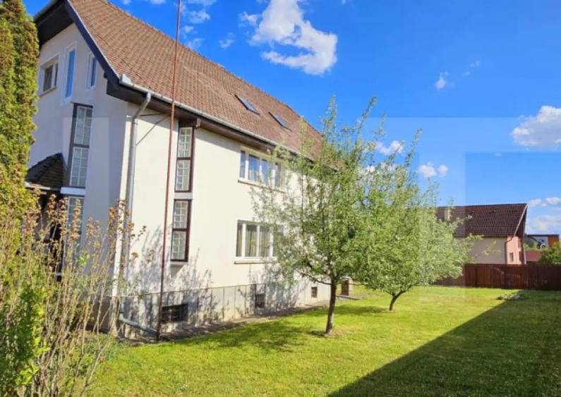 Casa, de vanzare, cu 6 camere, 300 mp, zona semicentrala - 14