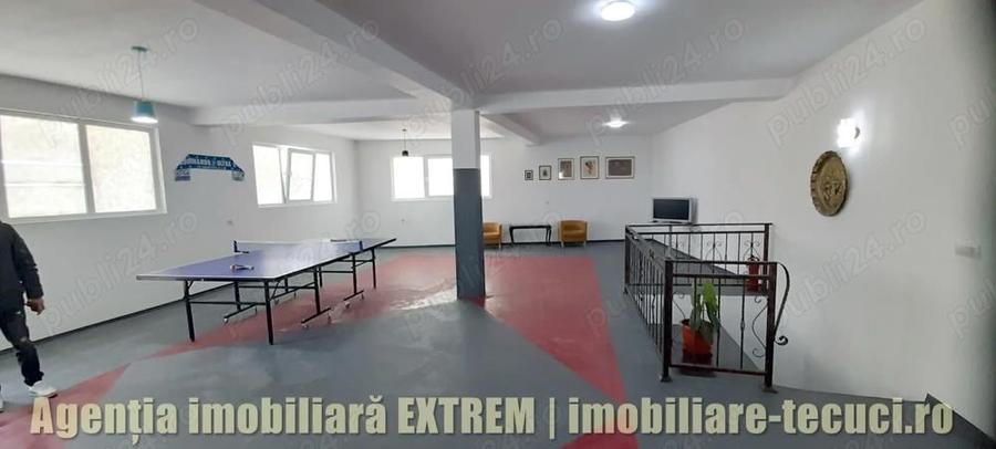 Spatiu multifunctional 202mp si casa de locuit la Draganesti - 1