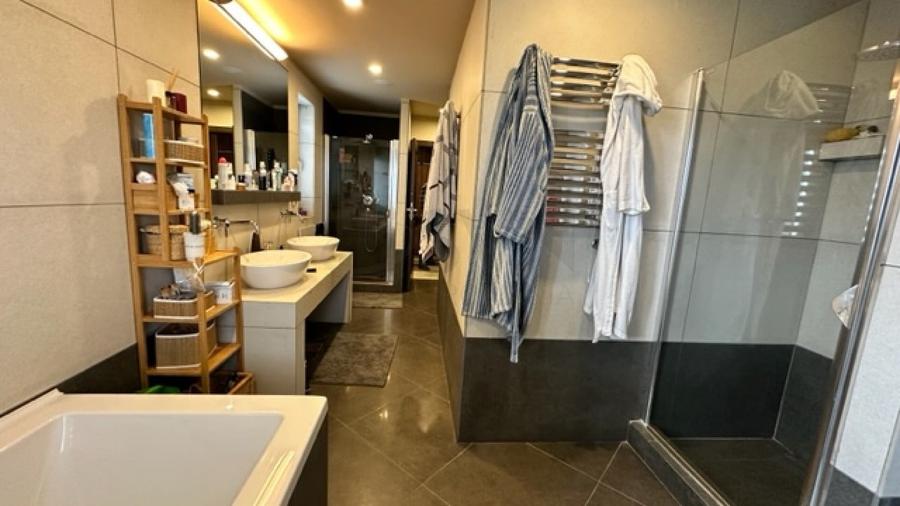 REV2002908 Casa individuala cu teren 1300 mp panouri fotovoltaiceSnagov Ghermane - 17