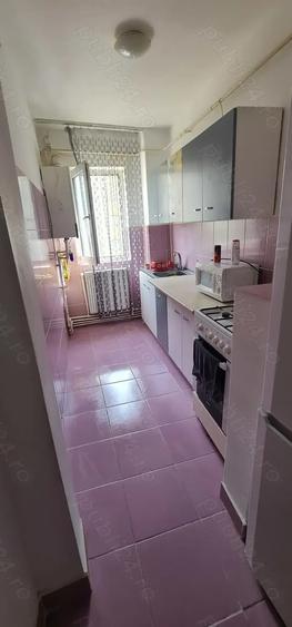 Inchiriez apartament 2 camere - 4