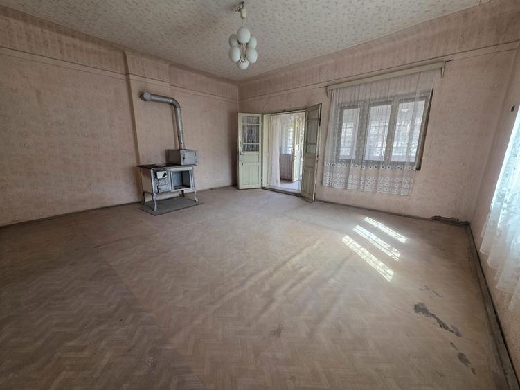 Casa cu teren generos in Inau, Salaj - 5