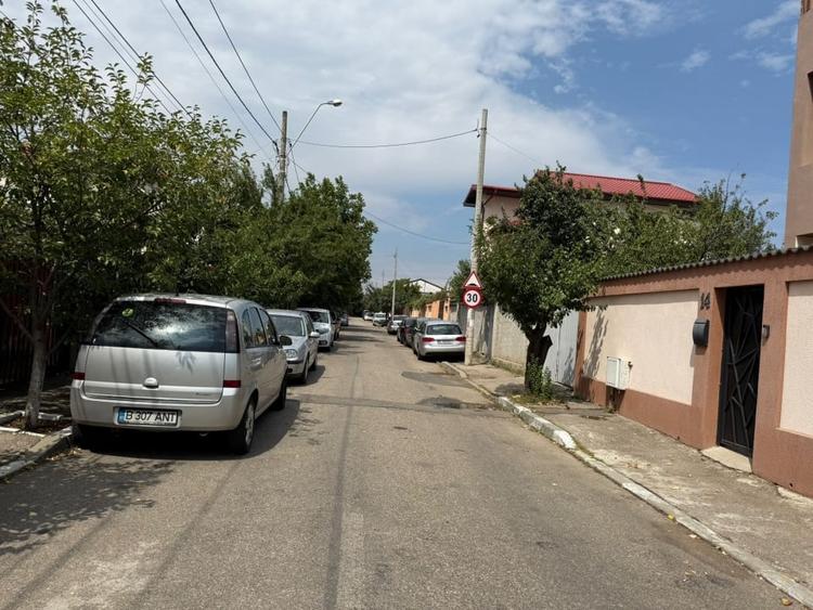 Teren de vanzare - Zona Andronache, zona linistita - 3