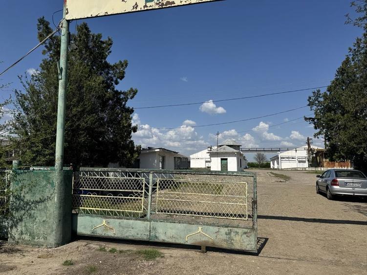 Ferma-Baza- depozit cereale- de vanzare- Barlad- Banca - Vaslui - 5