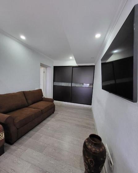 Inchiriez Apartament 3 camere Europa - 2